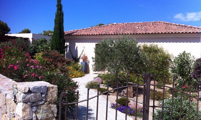 Marine de Saint Ambroggio Villa | Villa with pool, 300m from the sea, for 5 people, fully equipped