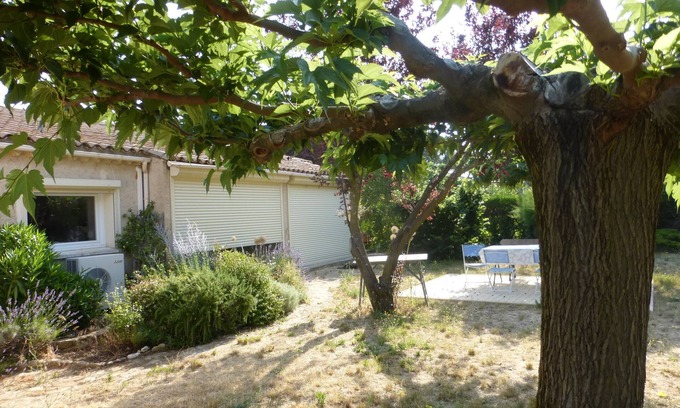 Maubec House | villa with pool in the heart of Luberon