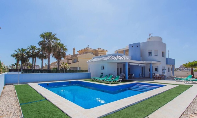 San Javier House | Villa with private pool by the Mediterranean