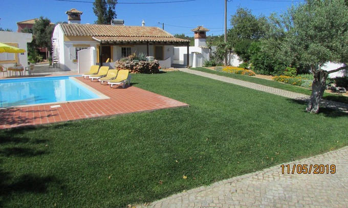 Santo Estevao Villa | Villa with private pool.
