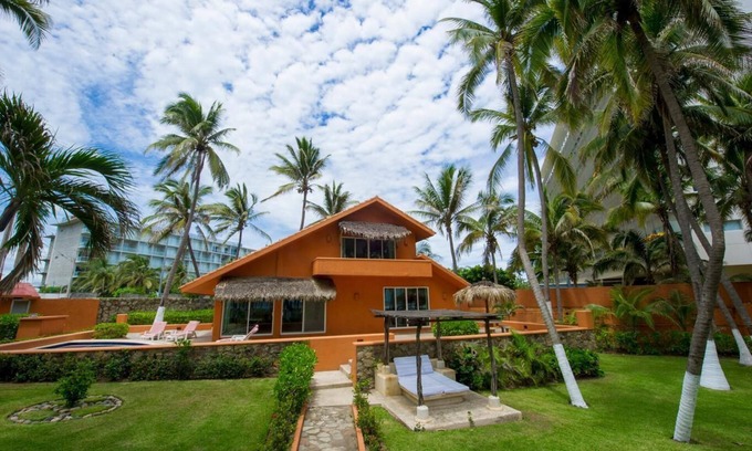 Puente del Mar Villa | Villa with spectacular views and private pool