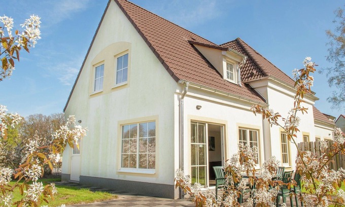 Ferienpark Gut Langen Villa | Villa with Sauna & Garden