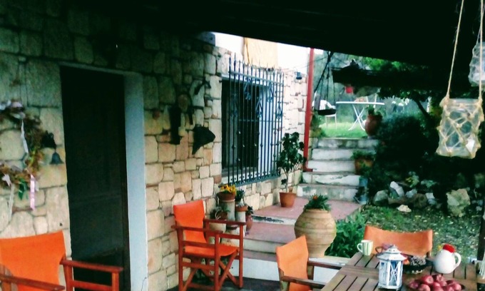 Nea Propontida Cottage | Villa with view and greek color.