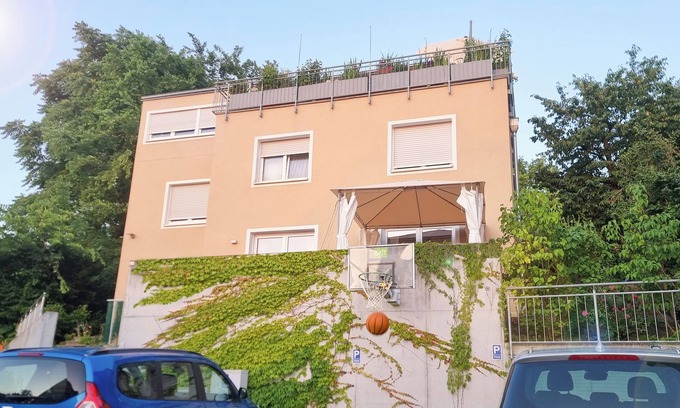 Seeheim-Jugenheim Apartment | Villa Yorda - Style. Beautiful. Yorda.