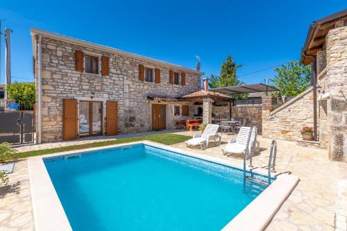 Fabci Villa | Villa Zinnia