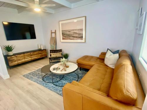 Laguna Beach House | Village District! Cleo Beach! 5 Min Walk to DTWN!