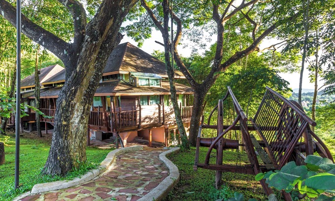 Wang Nam Khiao Resort | Village Farm & Winery