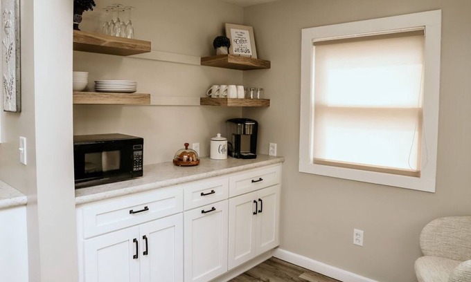 Apple Creek House | Village Guest House