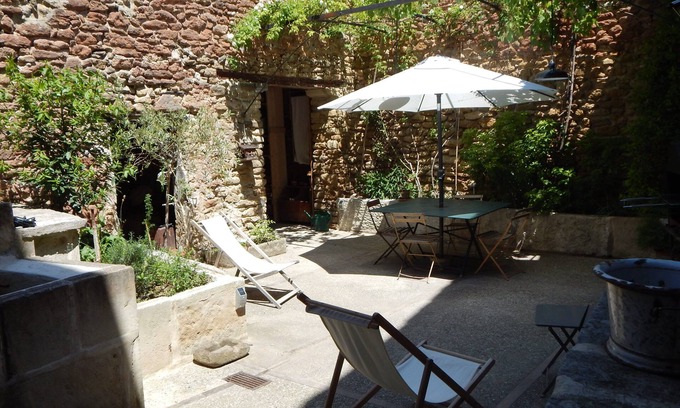 Grillon House | Village house in Drôme Provençale restored in 2018