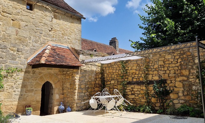 Domme House | Village house in the heart of the Bastide of Domme