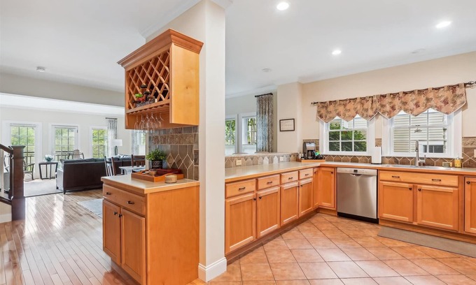 Stowe Village Historic District House | Village Retreat: 2 br, fireplace, a/c, walkable to Village!