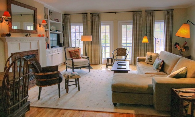 Stowe Village Historic District House | Village Townhouse- walk to restaurants and recreation
