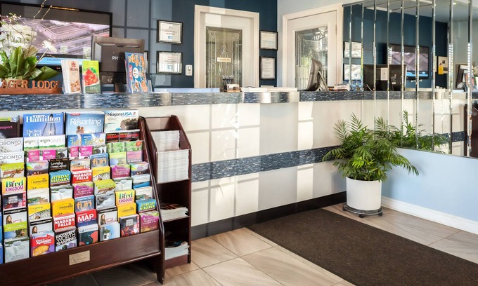 Niagara Falls Hotel | Villager Lodge