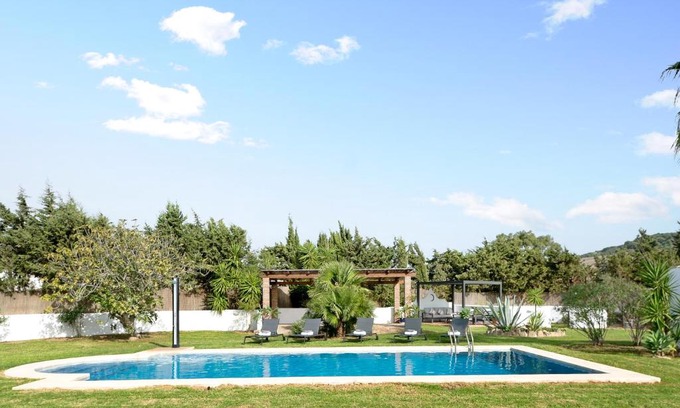 San Ambrosio House | Villalaluna
