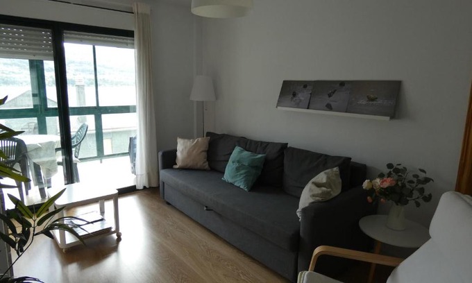 Villanua Apartment | VILLANUA ACOGEDOR PISO CON GARAJE, PADEL Y PISCINA