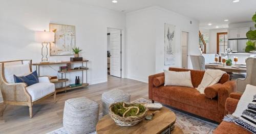 Jacksons' Gap House | Villas at Bay Ridge Unit 9