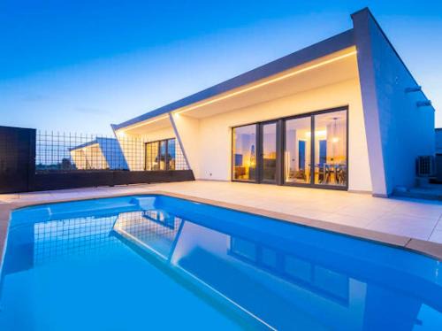 Outeiro Villa | Villas Cardás