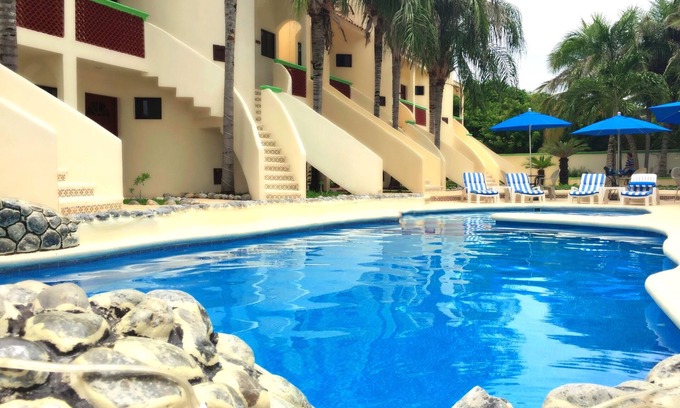 Isla Mujeres Hotel | Villas Coco Resort - Adults Only