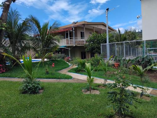 Coatepeque Villa | Villas Oasis Verde