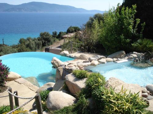 Olmeto Villa | Villas Valinco San Martinu Corse du Sud - vue et proche mer - piscines-7 chambres