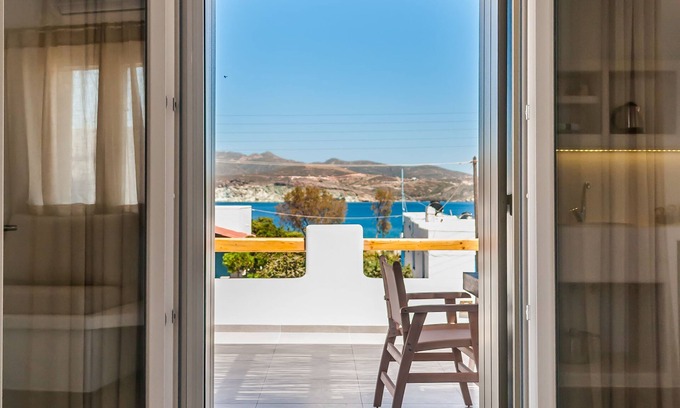 Apollonia House | Vilos Suites