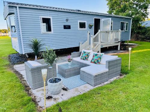 Flookburgh House | Vinchella-3 bedroom caravan