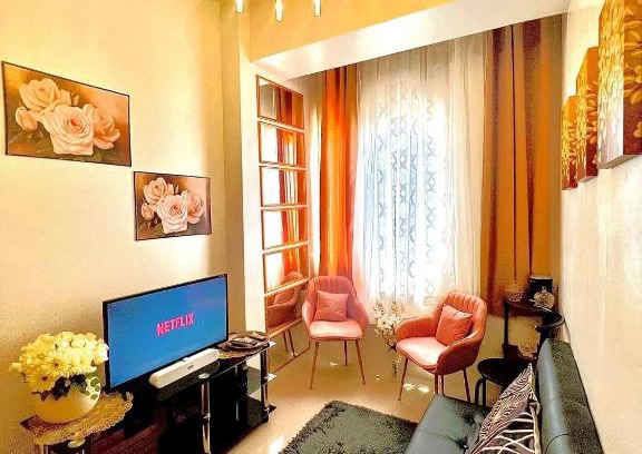 Novaliches Hotel | Vine Residence 2 bedrooms De Vine Condotel