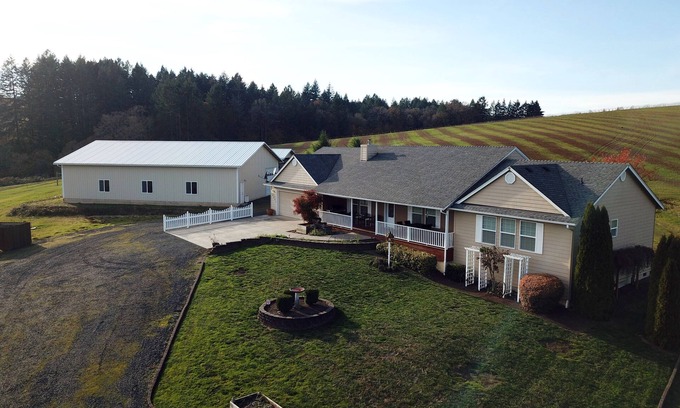 Yamhill House | Vineyard Dreams: Executive Stay Rental in the center of Oregon Wine County