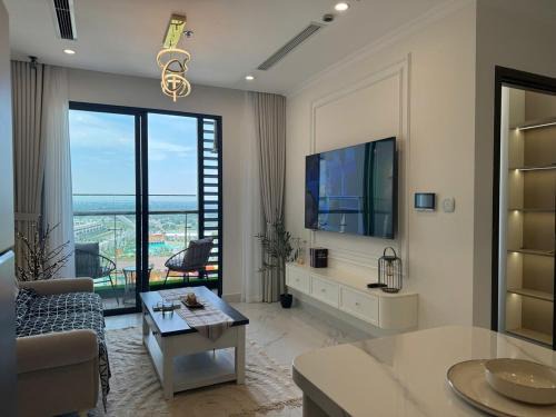 District 9 Apartment | Vinhomes Grand Park 1BR Chillin Home Best View3