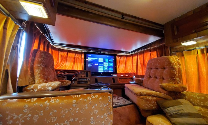 Las Cruces House | Vintage 80's Retro RV Experience, Back to 1985!