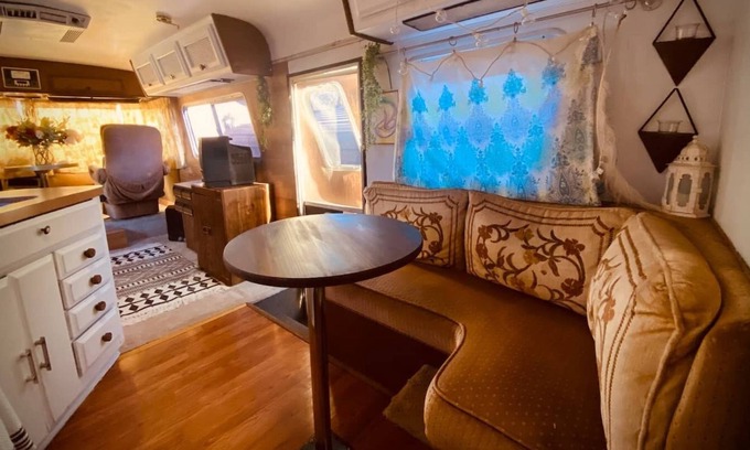 Bethel-Danebo House | Vintage Motorhome/RV + WiFi