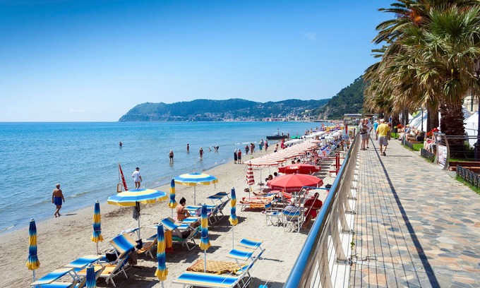 Alassio Apartment | Viola Mare 50m From The Sea