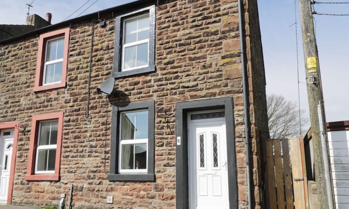Dearham Cottage | VIOLET COTTAGE, pet friendly, with open fire in Dearham