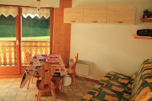 Chatel Apartment | Violettes VL12 TELECABINE & NATURE 4 Pers