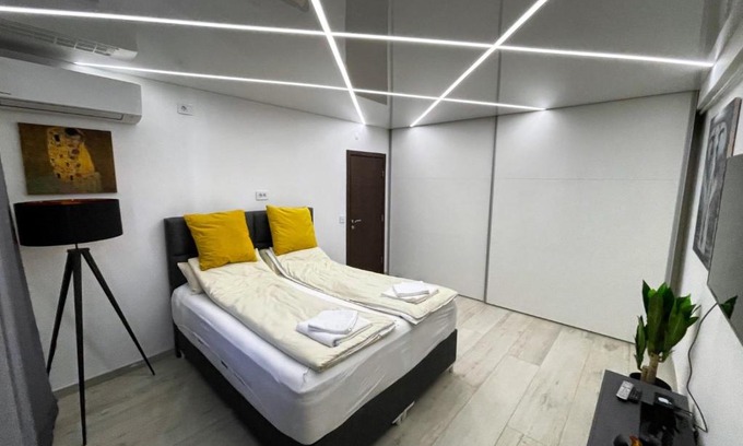 Savamala Apartment | Vip Lounge 63
