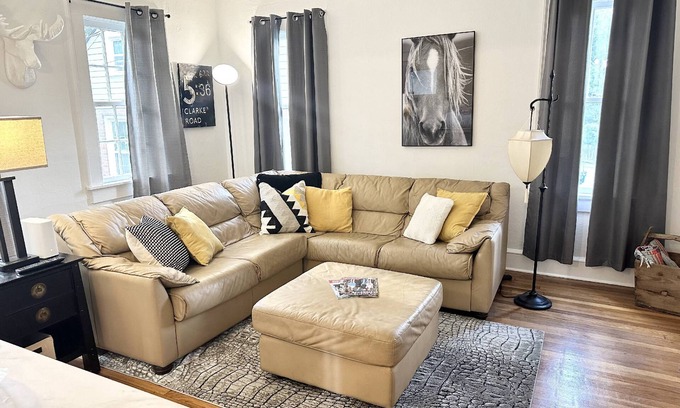 Morningside-Lenox Park House | Virginia Highlands and Midtown or Walk the Beltline Walk to them all Pets are Welcome