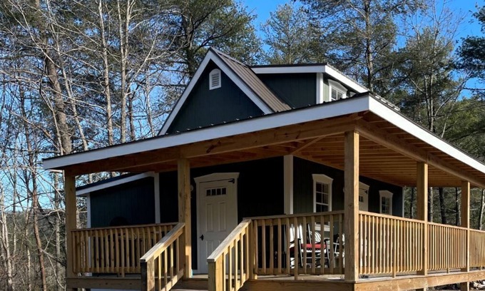 Vesuvius Cabin | Virginia Mountain Get Away Cabin...Hunt Fish Hike Bike