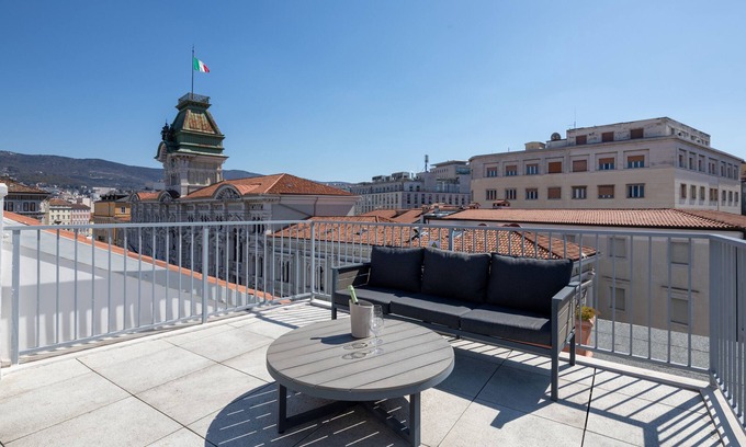 Trieste City Centre Hotel | Vis a Vis Apartments