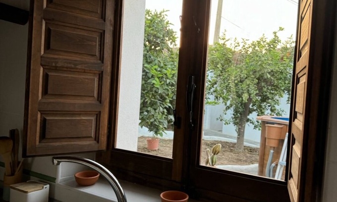 Alora Cottage | Visit the Caminito del Rey and stay at Grandma Pepa's house!