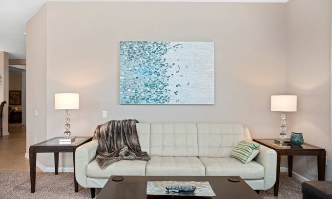 Florida Central Atlantic Coast Apartment | Vista Cay Island Breeze Lake View Condo Near all Parks. Walk to OCCC!