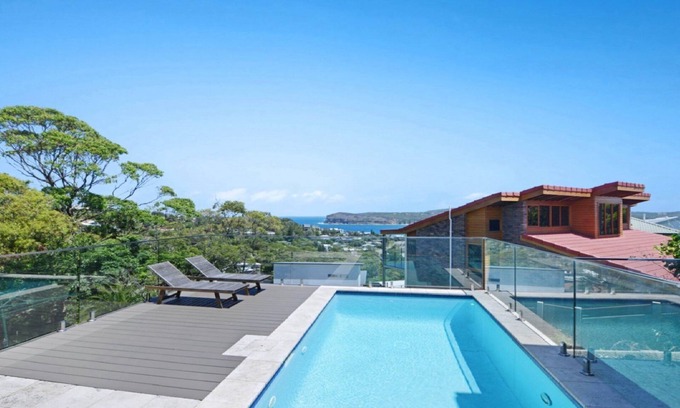 Copacabana House | Vista Seascape - Decks, Pool, and Views!