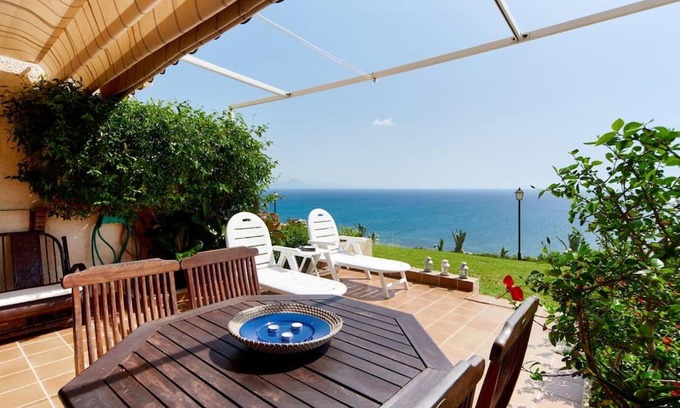 Gran Alacant House | VISTAS INFINITAS SOBRE EL MAR-INFINITE VIEWS On THE SEA