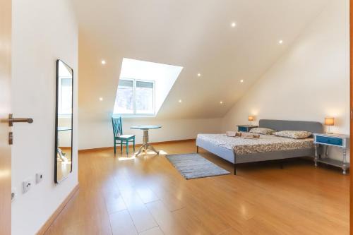 Santo Condestavel Apartment | Vita Portucale ! Concept Apartment Campo Ourique