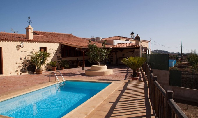 La Solana Cottage | Vivelorural casa Bernardo 1 con piscina privada