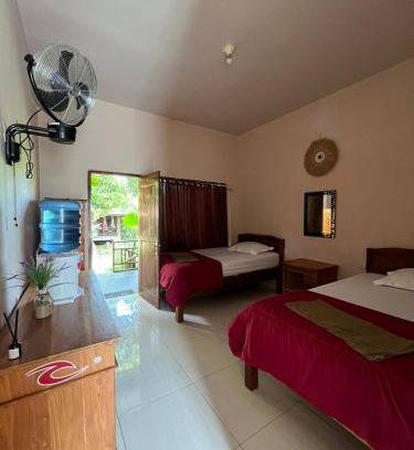 Hu'u House | Vivian's Lakey peak homestay