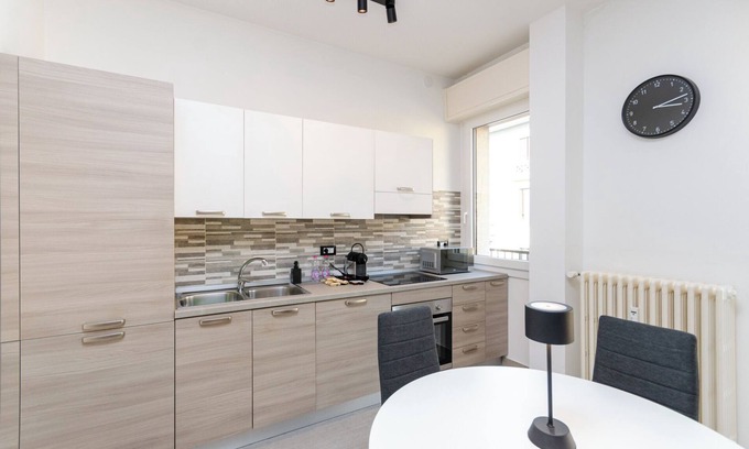 Porta Genova Apartment | VivimiHome-Navigli Lussuoso Appartamento