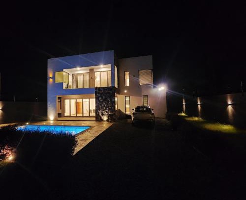 Port Chambly Villa | VLAP Residence