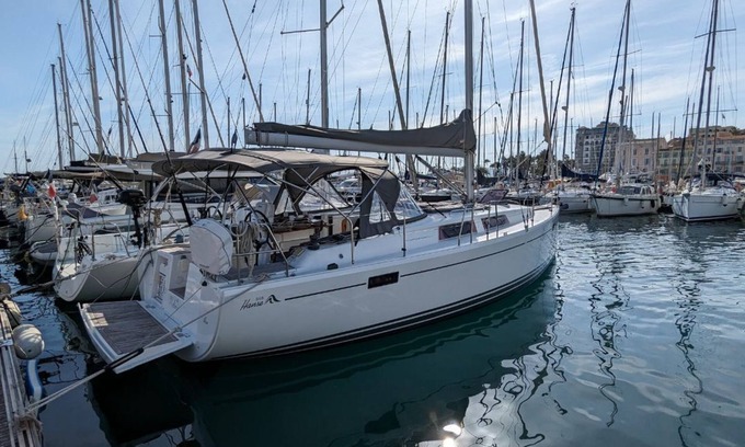 Cannes Old Town Boat Rental | Voilier au Coeur de Cannes - Le Dielli