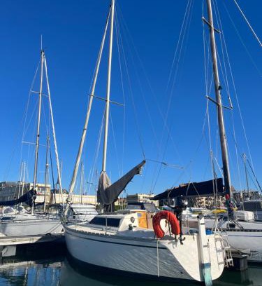 Deauville City Centre Boat Rental | Voilier Loc Han