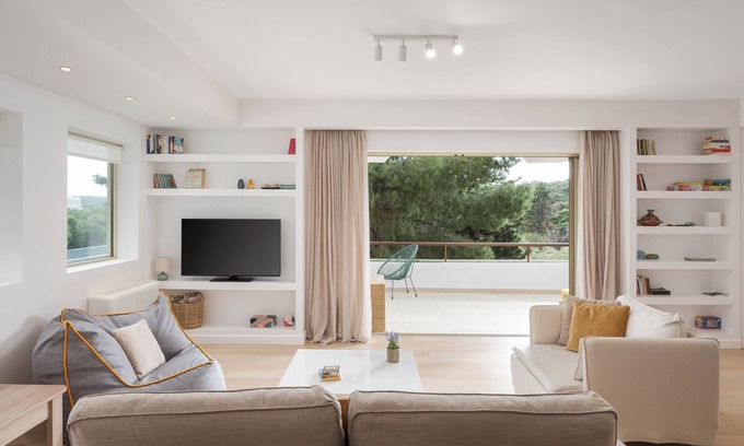 Vouliagmeni Apartment | Vouliagmeni Serenity Residence